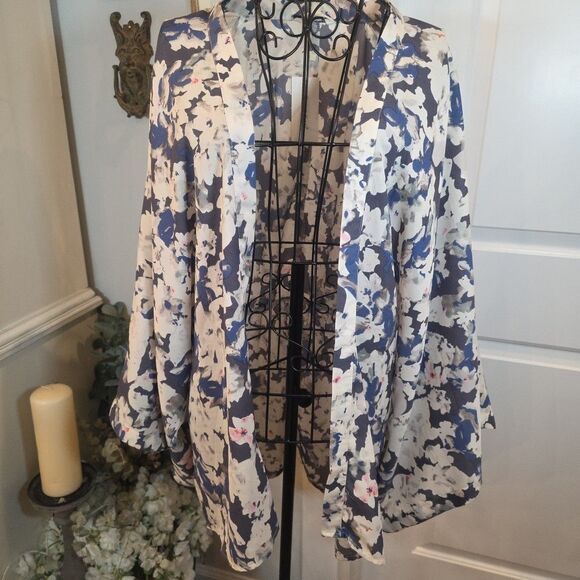 SIM & SAM Floral Kimono Sleeve Chiffon Open Cardigan Size S/M Cinched Waist NWT - Picture 1 of 7